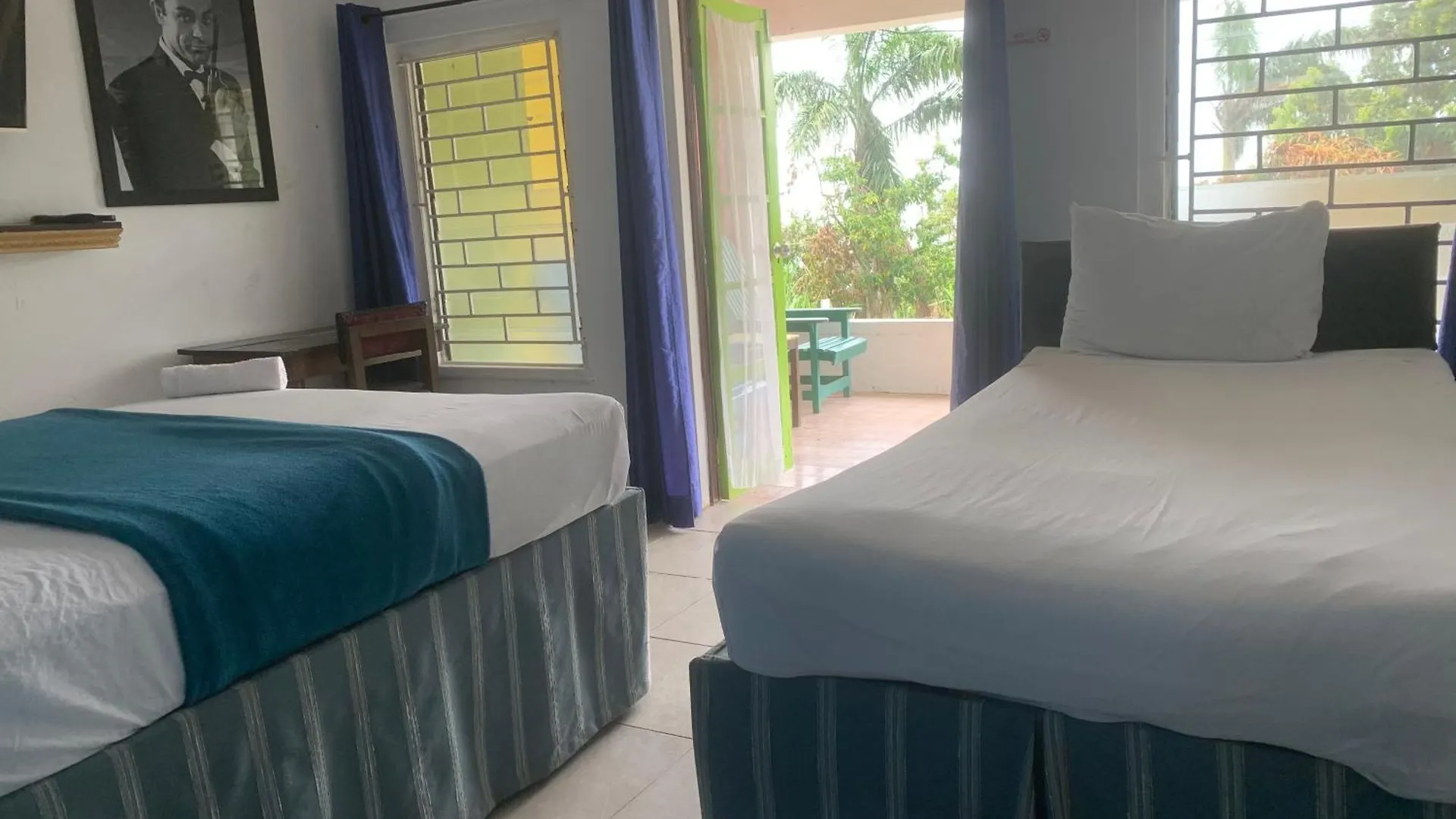 Kingsworth Bed And Breakfast Kingston Bed & Breakfast