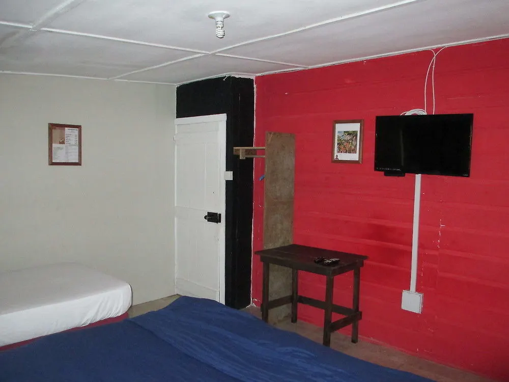 Kingsworth Bed And Breakfast Kingston 2*,